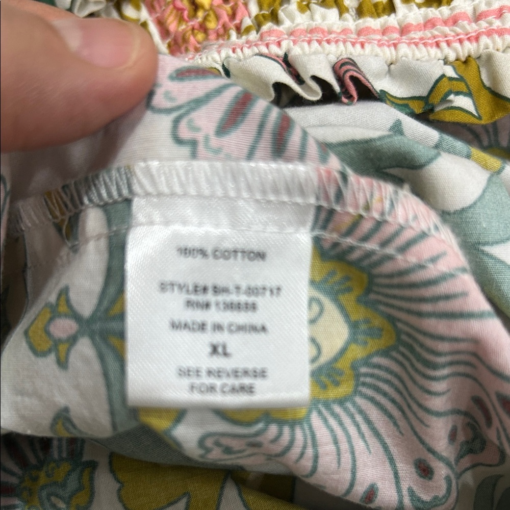 Sarah Hann Floral Smocked Top - Picture 5 of 5